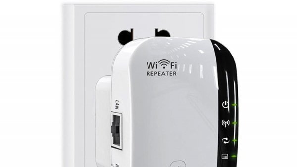 Чтобы не тянуть Ethernet кабель до криптокотла / асика. Лайфхак