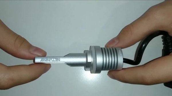 Комплект светодиодных ламп NeTuning H27-A1 универсальный цоколь h27w1 h27w2 880 881 PG13 PGJ13