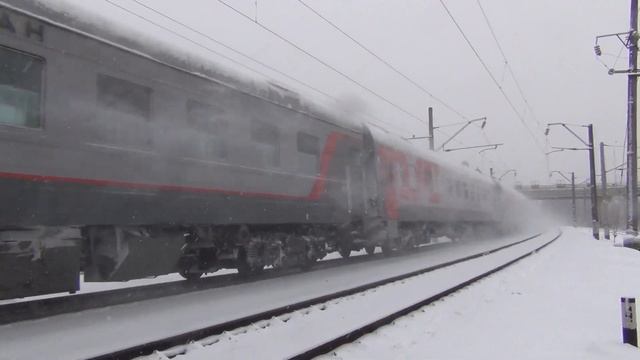 Электровоз ЭП1М-468 с поездом №19 Ростов-на-Дону — Москва смотреть онлайн