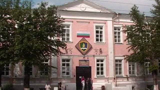 Исторические прогулки по Ишиму. Здание духовного училища. смотреть онлайн