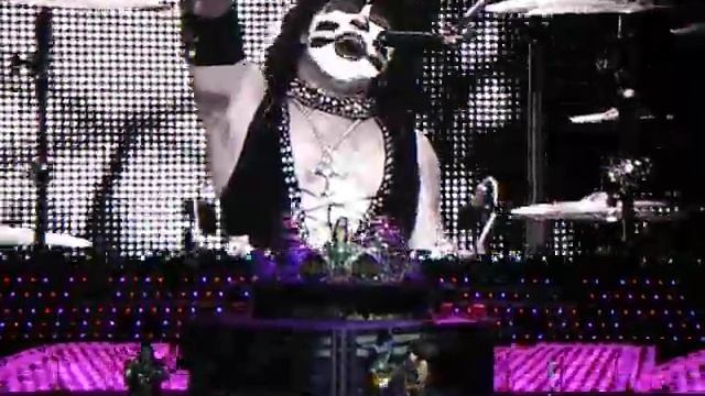 KISS - Black Diamond, Irvine,CA 8-14-2012 смотреть онлайн