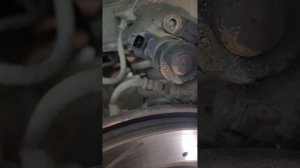 Замена задних тормозных колодок LEXUS RX 200T