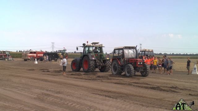 Traktor vs traktor смотреть онлайн