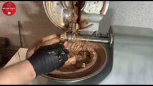 Варено-копченая колбаса из говядины.