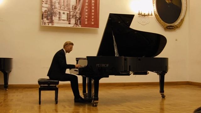 С. Рахманинов Музыкальный момент си-бемоль минор, соч. 16 №1 смотреть онлайн