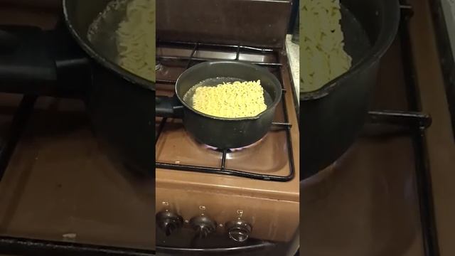 Chan Ramen by Doshirak \ Чан Рамен с желточком смотреть онлайн