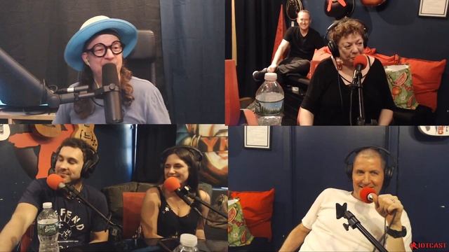The Chip Chipperson Podacast - 109 - CHIP & TAFFY смотреть онлайн