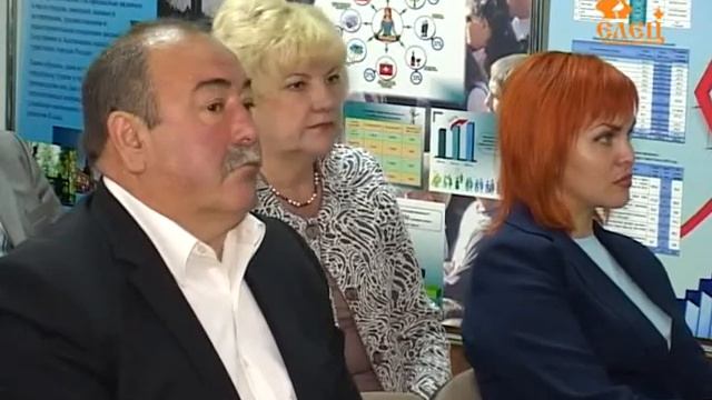 В администрации города подвели итоги работы жилищно-коммунального хозяйства смотреть онлайн