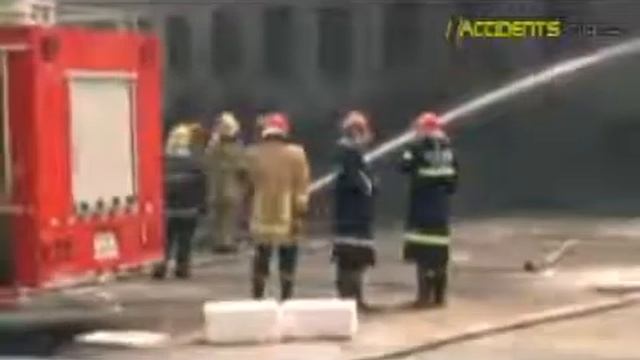 Пожар на нефтехимическом заводе на востоке Китая 18 04 2015 Новости мира смотреть онлайн