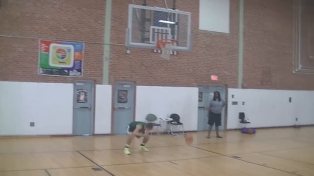 Sick Basketball Edit Using Adidas, Hyperdunks, Apls Reviews смотреть онлайн