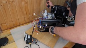 Krups ea819n arabica. Не сушит таблетку. Не работает дренаж.