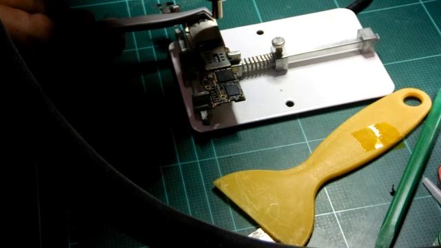 Use Hot air repair iPhone 5 by Quick 706 path 1 смотреть онлайн