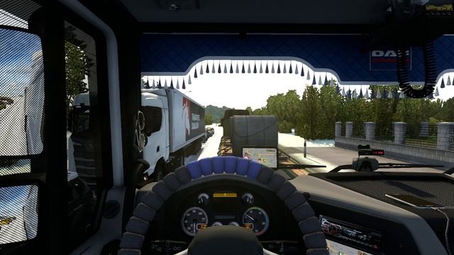 Выезжаем работать. Немного присыпало снега. Небольшая калия. На дороге гололёд смотреть онлайн