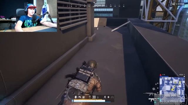 ТИПИЧНАЯ БОРЬБА С ЗОНОЙ!!! PUBG смотреть онлайн