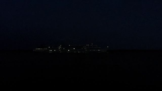 Теплоход на Волге смотреть онлайн