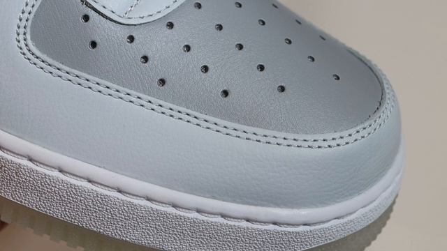 Air Force 1 Light Carbon Pure Platinum On Foot Sneaker Review QuickSchopes 651 Schopes FJ4170 001