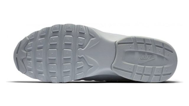 Nike Air Max Invigor šedá смотреть онлайн