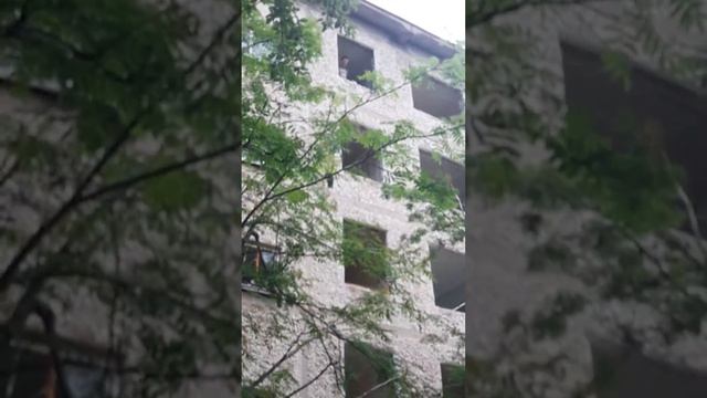 повеселились на ПОТЕМИНА 4 скинул с 5 этажа смотреть онлайн