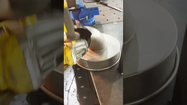 Подготовка трубы под сварку 1 часть #сварка #алексейпетрухин #welderlegend #сваркааргоном #аргон смотреть онлайн