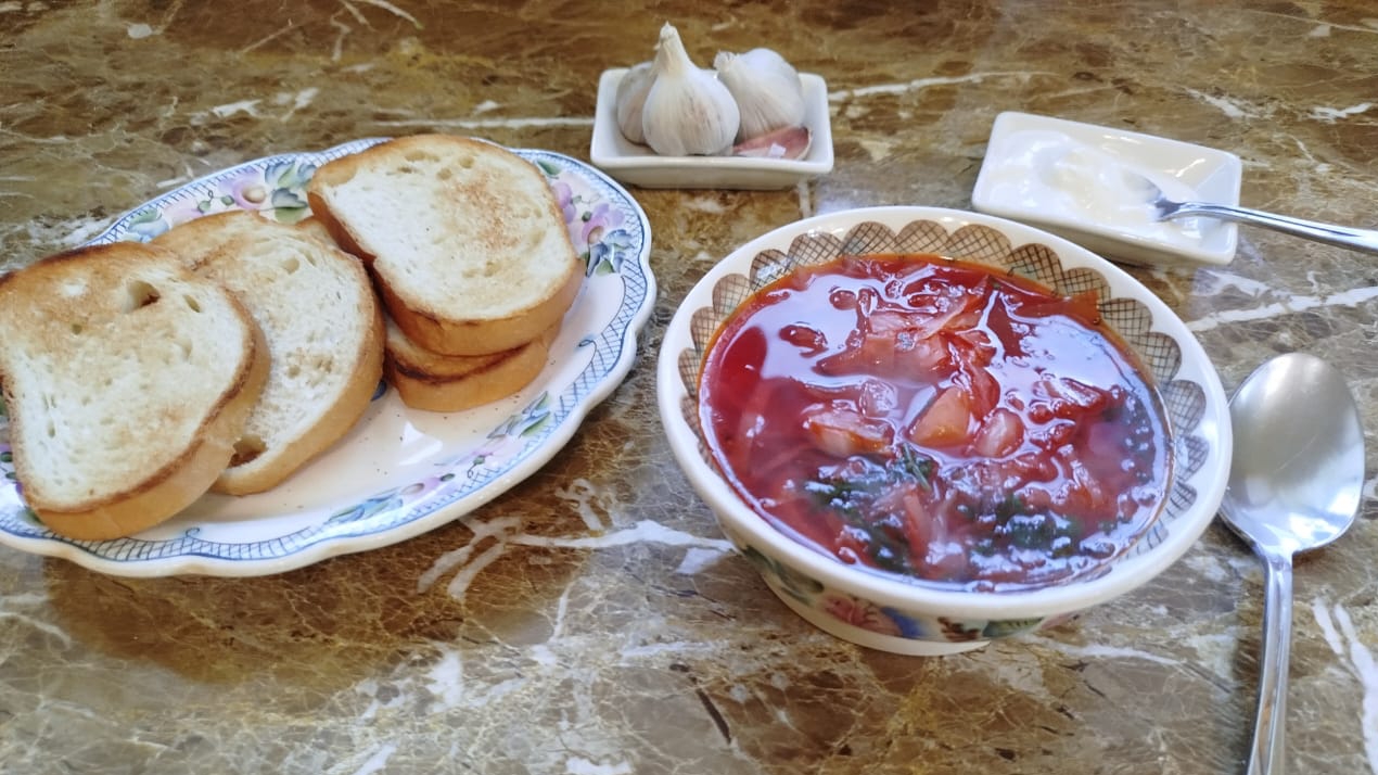 Домашний борщ, без мяса, ну очень вкусный с моей борщевой заправкой!