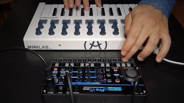Behringer Pro VS Mini: "VERSUS" soundset (32 new patches) смотреть онлайн
