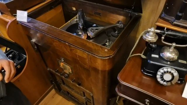 Радиоприёмник третьего рейха смотреть онлайн