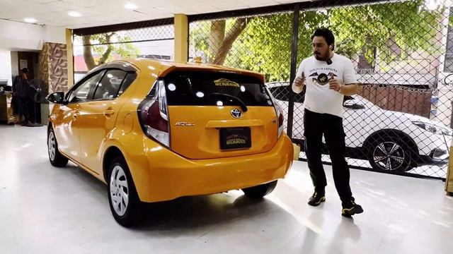 Toyota Aqua S | Car Review | Specs & Feature Hafiz Sajjad Motors смотреть онлайн