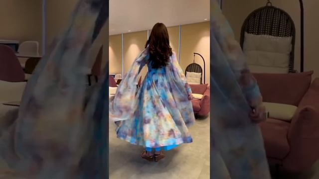 The Only Designer Dress for women Video You Need to Watch смотреть онлайн