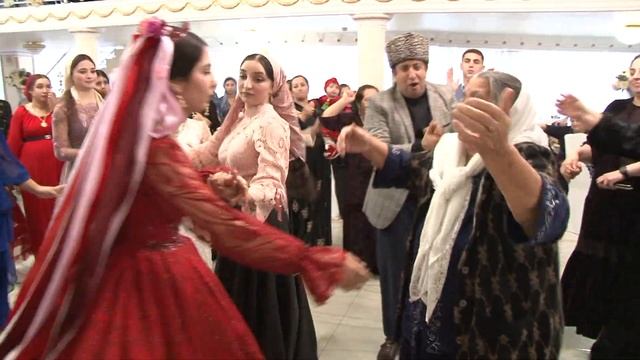 Сватовство Нюши и Вани смотреть онлайн