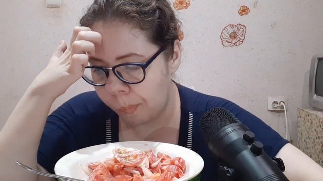 АСМР Мукбанг/Кушай больше помидоров, чтобы не было запоров смотреть онлайн
