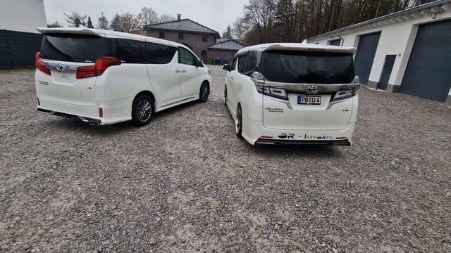 Toyota 2018 Vellfire VS. 2022 Alphard, GGH35W Executive Lounge