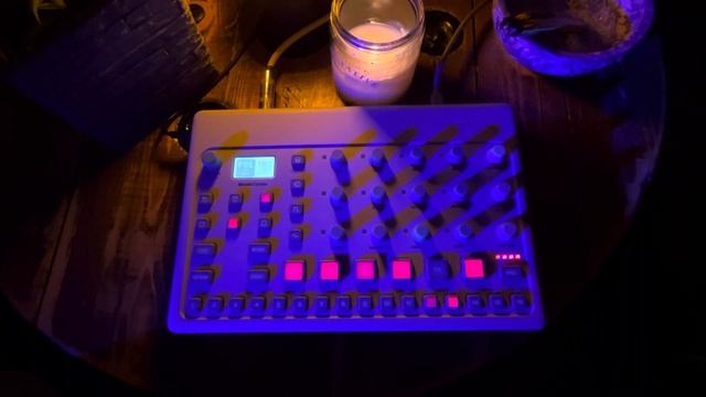 Fm Synthesis Sunday Session With The Model Cycles. смотреть онлайн
