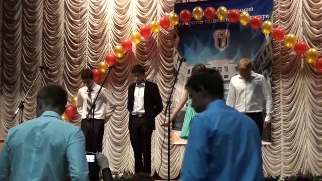 Выпускной 2013. ХООШ №131/11-Б. Дефиле. [31.05.2013] смотреть онлайн