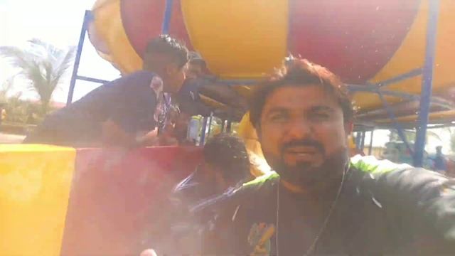 Part 2 the great Fiesta Family waterpark full injoy vlog Dhoom boys смотреть онлайн