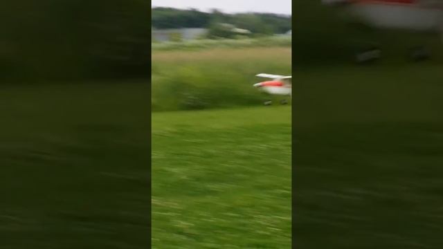 Летает CAP232 21 06 2016 г Cessna 172 размах 1,6 м смотреть онлайн