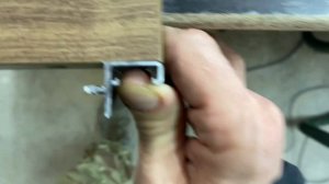 Профиль - ручка Gola Scilm для верхнего корпуса.  Подготовка деталей под «цельную» ручку.