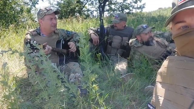 Флаг Победы (акустика) - OiN Одни из Нас - где то на СВО смотреть онлайн