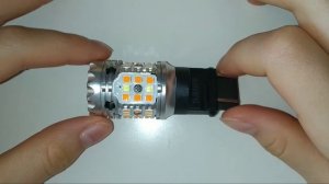 Светодиодная двухцветная лампа с обманкой P27/7W 40s30wa 3157 бело-оранжевая в габариты поворотники