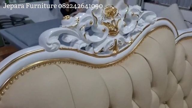 TERBARU 2022‼️ Sofa Tamu Mewah Klasik Cat Putih kombinasi Emas Prada смотреть онлайн