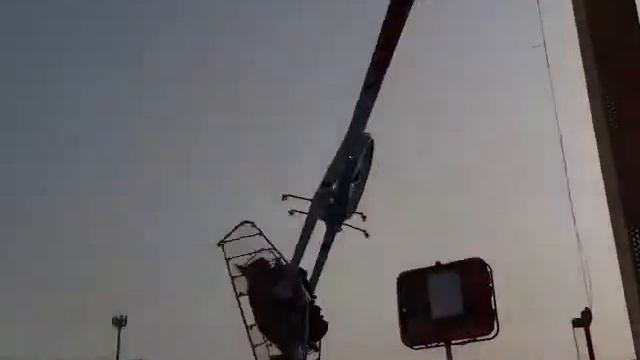 2Xtreme Ride in UAE Global Village! 🐸🐸🐸 смотреть онлайн