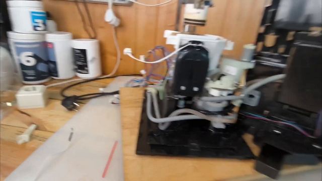 Krups ea875 Intuition. Нет пара. Типичная поломка датчика ntc и термопредохранителя. Как разобрать. смотреть онлайн