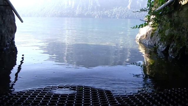 Loretta Alexandra loves soaking UGG Mini смотреть онлайн