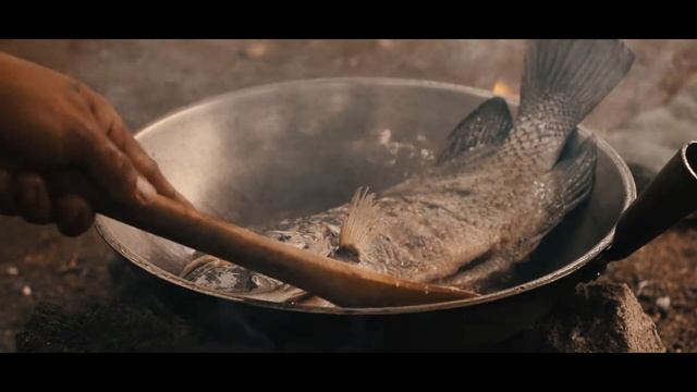 SARSARAP! BIG FISH / SAUCY / TASTY / Outdoor Cooking / Life In The Countryside