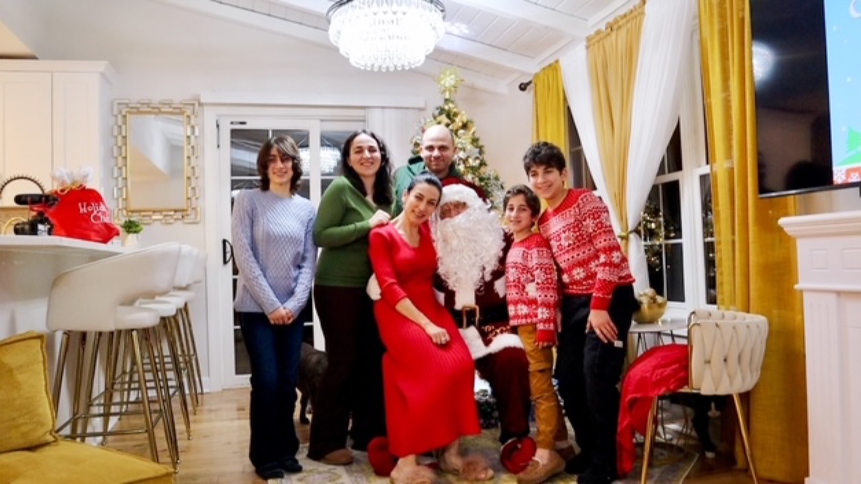 Встречаем Деда Мороза 🎅🏻🎄 | Сочельник 2024 | Запеченный Индюк на Ужин | Эгине | Семейный Влог смотреть онлайн