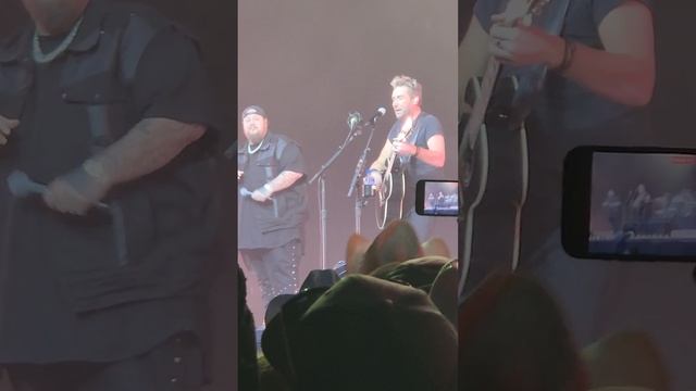 Nickleback with Jelly Roll performing Rockstar at Stagecoach смотреть онлайн