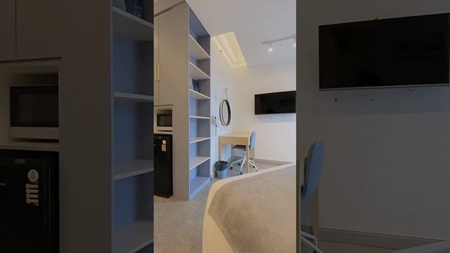 youre.at Austin - A Coastal Modern Studio смотреть онлайн