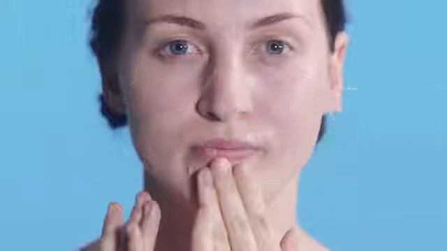 Make-up tutorial voor de acné-gevoelige huid - La Roche-Posay смотреть онлайн
