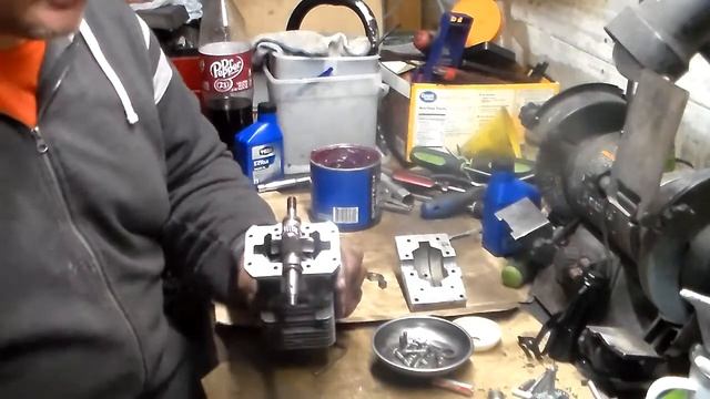 homelite 150 chainsaw, part 2 rebuild and run смотреть онлайн