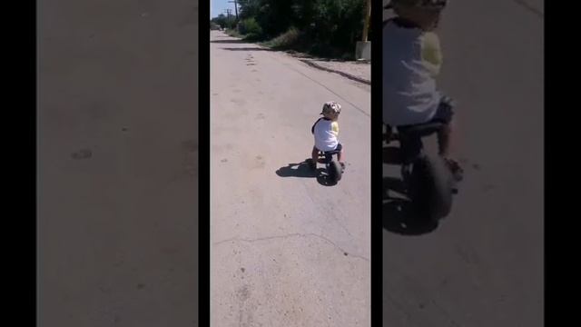 первые шаги в жизни,Саша смотреть онлайн