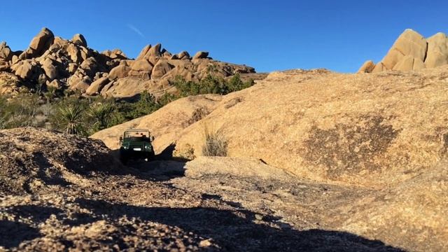 RC 4WD Mojave High Desert Xing by Land Rover DEFENDER RC (World Tour Vol.5) смотреть онлайн